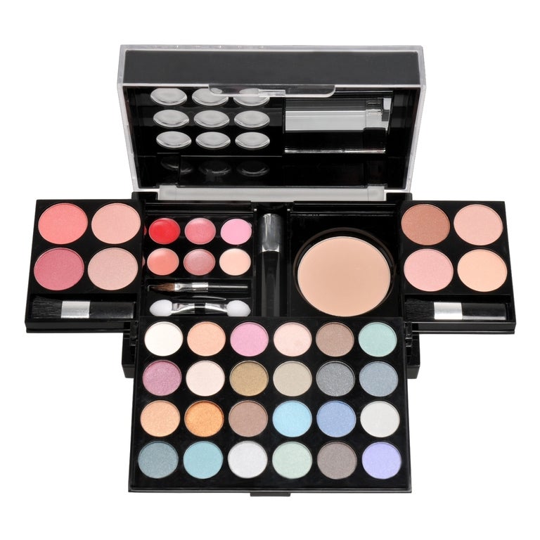 make-up-set-all-you-need-to-go-45-teilig-kaufen-deloox-at