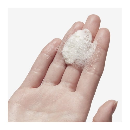 Kiehl's Ultra Facial Oil-Free Cleansing foam
