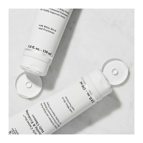 Kiehl's Clearly Corrective™ Brightening & Exfoliating Daily Cleanser