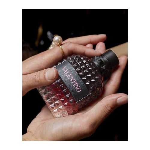 Valentino Born in Roma Intense Eau de Parfum | Deloox.com