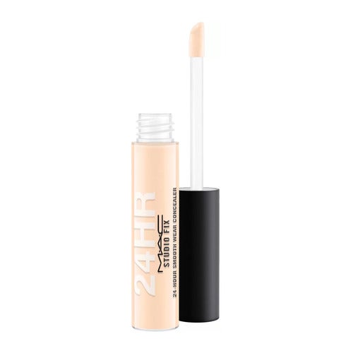 MAC Studio Fix 24-Hour Smooth Wear Correcteur